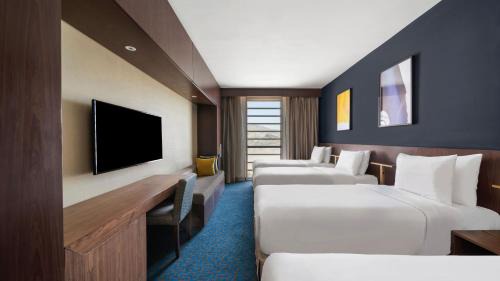 Deluxe Quadruple Room