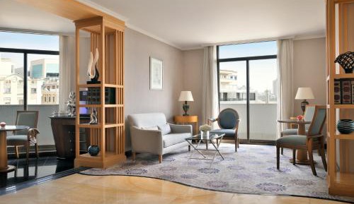 Classic King Room - Club Lounge Access