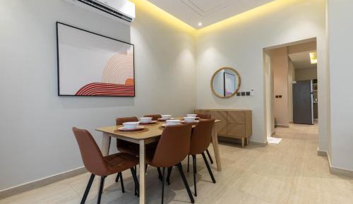 Three-Bedroom Deluxe Apartment