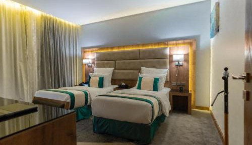 Twin Room with Shared Toilet