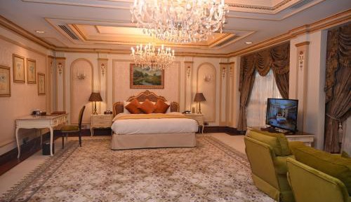 Royal Taqwa Suite (One Bed Room) Haram View | Executive Floor 