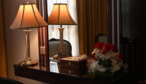 Diplomatic 1-Bedroom Suite with Haram View 