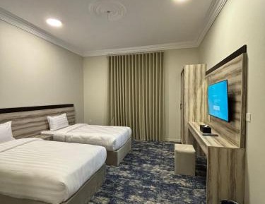 Twin Room with Private Bathroom