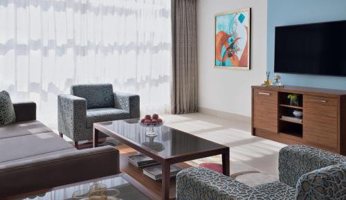 Two-Bedroom Apartment with City View