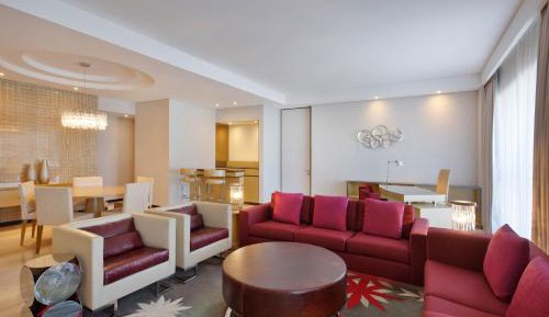 Diamond Suite, Suite, 1 King