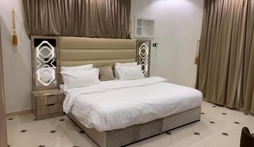 Two-Bedroom Suite