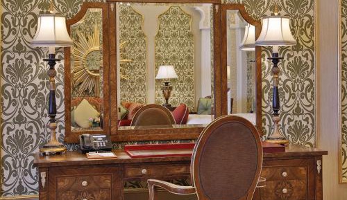 Royal Suite