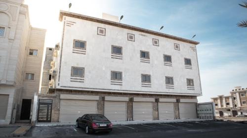 Three-Bedroom Apartment - High Floor