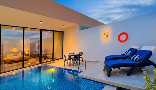 One Bedroom Studio Suite With Private Pool