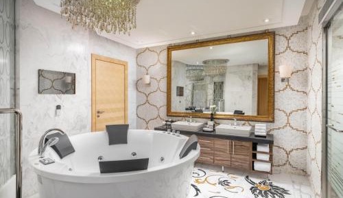 Diplomatic Suite Sea View