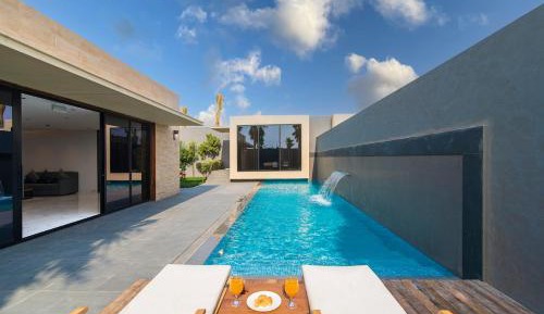 One-Bedroom Villa