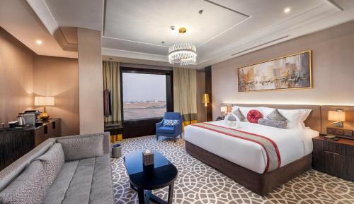 Superior King Suite