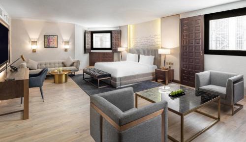 Royal Suite
