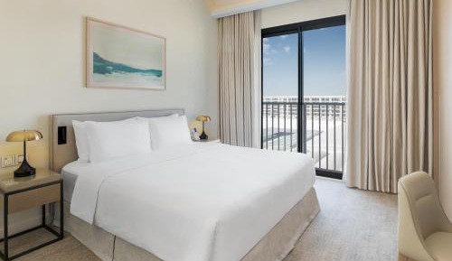 Deluxe One Bedroom Apartment