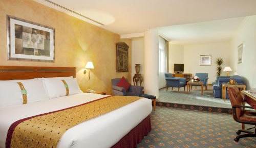 One-Bedroom King Suite