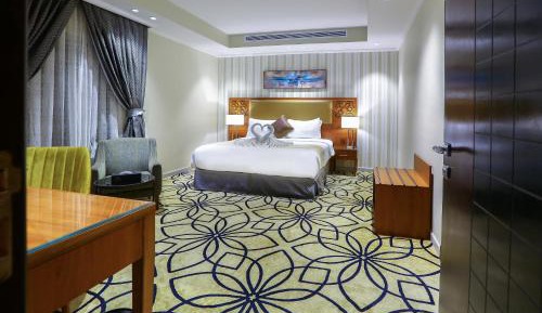 Suite with Spa Bath