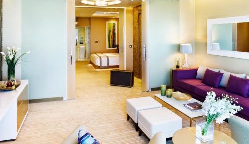 Luxury Suite
