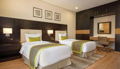 Club 2 Bedroom Apartment - Non Smoking