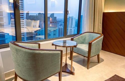 Manama Hotel | The Seven Hotel