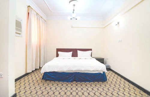 Manama Hotel | OYO 124 Al Salam Palace Hotel
