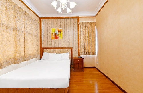 Manama Hotel | OYO 125 Moon Plaza Hotel