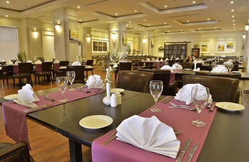 Al Ulaya Hotel | Radisson Blu Hotel Dhahran