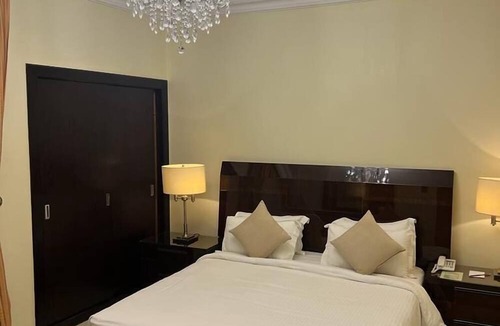 Al Yarmouk Hotel | Al Gosaibi Hotel - Villa