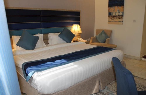 Al-Hamra'a Hotel | Lafontaine Deiora Hotel