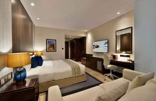 Muharraq Hotel | Bahrain Airport Hotel Airside Hotel for Transiting and Departing Passengers only