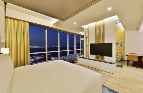 Manama Hotel | Hilton Bahrain