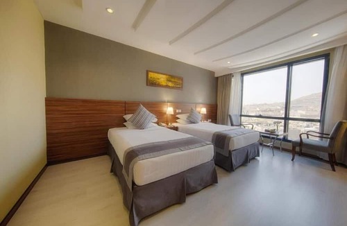 Ajyad Hotel | Al Safwah Orchid