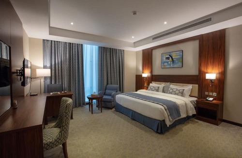 Hera Street Hotel | Seasons Park Hotel