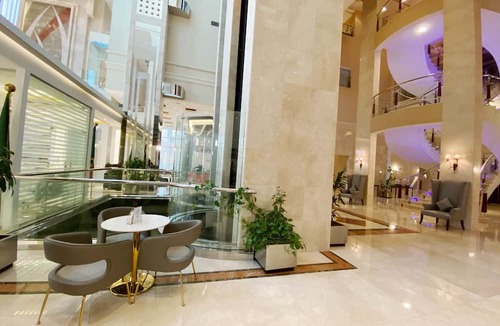 Al Yarmouk Hotel | Mercure Al Khobar Hotel