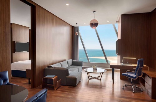 Manama Hotel | Wyndham Grand Manama