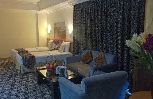 Al Hoora Hotel | Phoenicia Tower Hotel