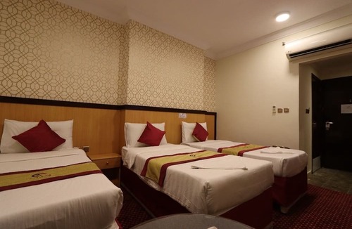 Al Aziziyah Hotel | Aayan Al Barakah