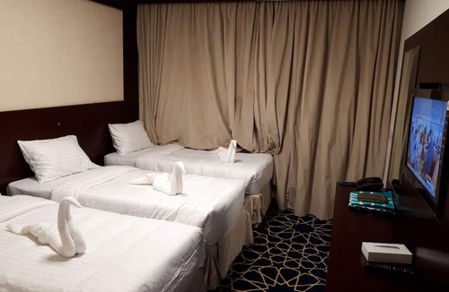 Al Andalus Hotel | Wahat Al Refa Hotel