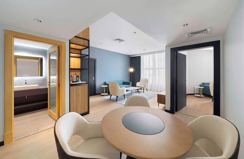 Corniche Hotel | Park Inn by Radisson Al Khobar