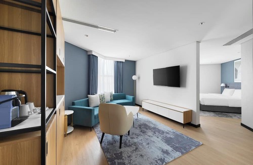 Corniche Hotel | Park Inn by Radisson Al Khobar