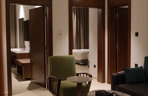 Juffair Hotel | Ramee Palace Hotel