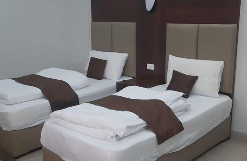 Al Harra Al-Sharqiah Apartment | Al Eairy Furnished Apts Al Madinah 8
