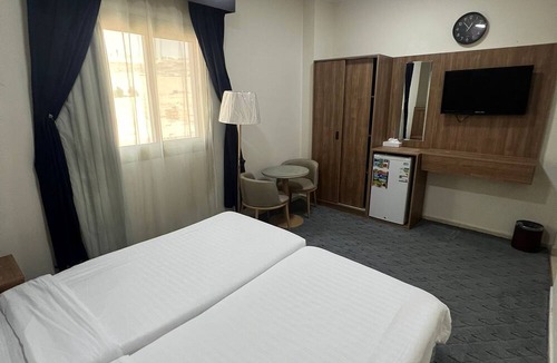Mecca Hotel | Grand Jawaher Alhashmiye Hotel Makkah