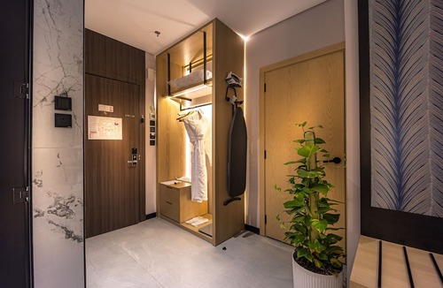 Hera Street Hotel | Tuvana Hotel