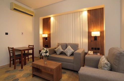Al Faisaliyah Bed & Breakfast | casa visio serviced hotels