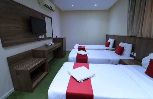 Al Aziziyah Hotel | Golden Aziziyah