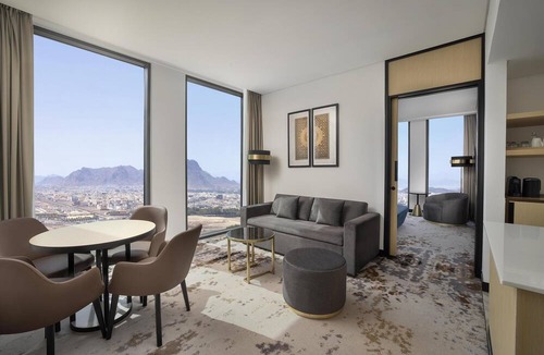 Medina Hotel | DoubleTree By Hilton Madinah Gate