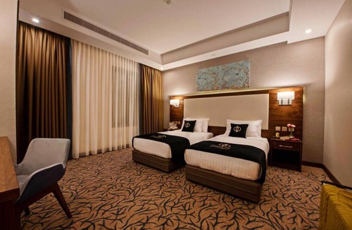 Jeddah Hotel | Dancenter Emerald Near Jeddah Corniche