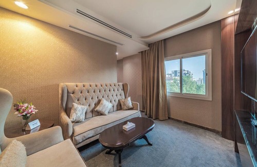 Al-Hamra'a Hotel | Belvilla Jeddah Harbour Vivid Plaza Stay