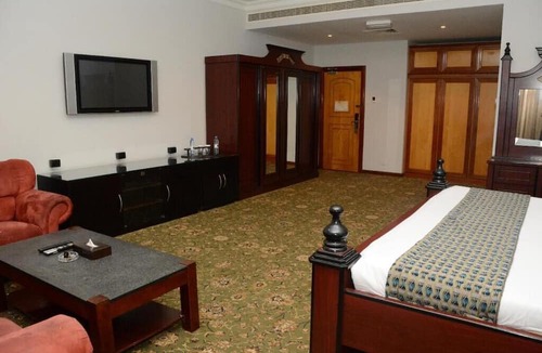 Al Hoora Hotel | Phoenicia Hotel-Hoora