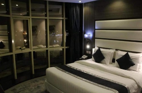 Al-Hamra'a Hotel | Asal Al Rimal Hotel For Hotel Service